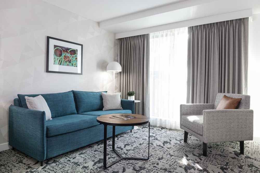 Crystal Lodge Hotel Whistler 43/66