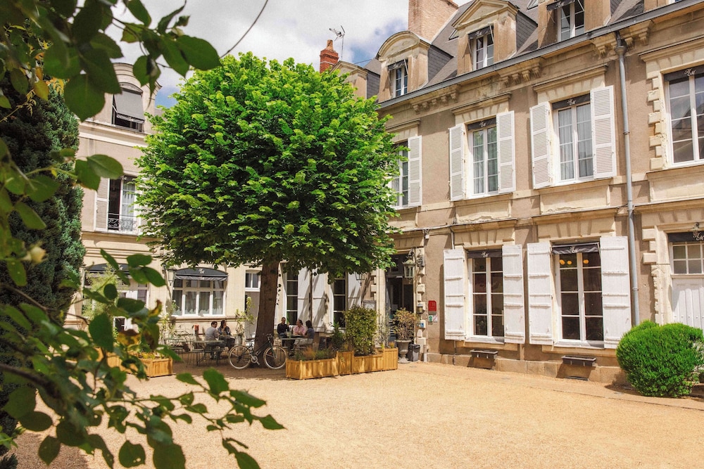 Hotel Du Mail 45/51