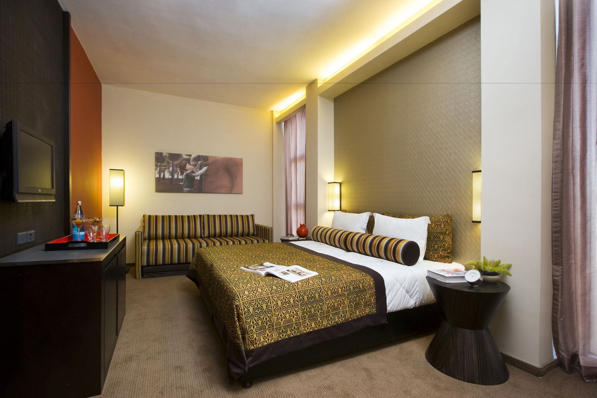 SUPERIOR, QUADRUPLE, DOUBLE BED, SOFA