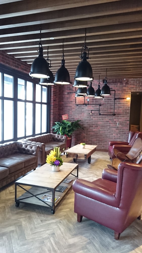 Citysuites Kaohsiung Pier2 32/46