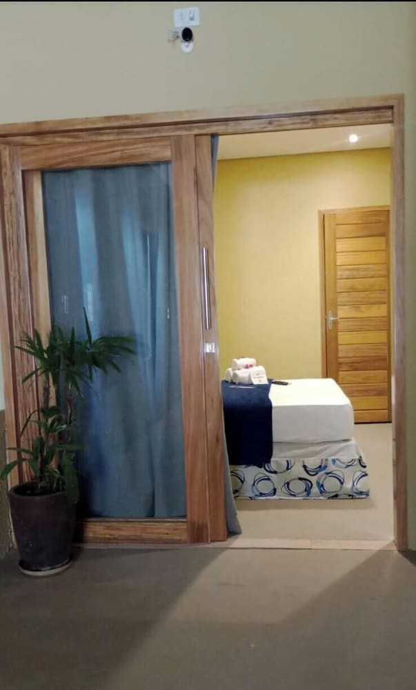 Pousada Numei de Jeri (Jacare Beach) 50/50