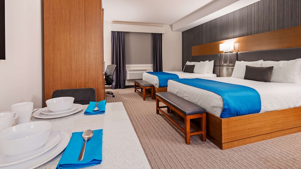 Executive Residency By Best Western Calgary City View North 19/59