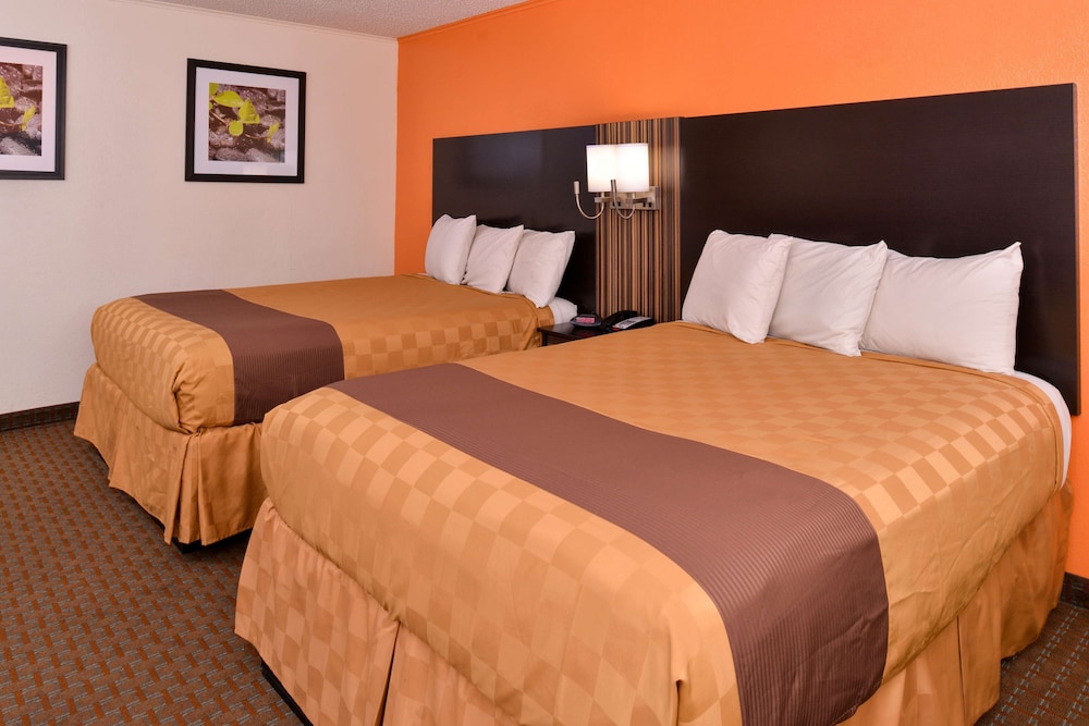Americas Best Value Inn Ponca City 10/25