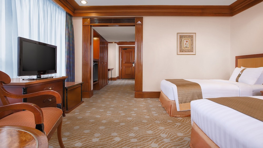 Holiday Inn Galleria Manila 15/74