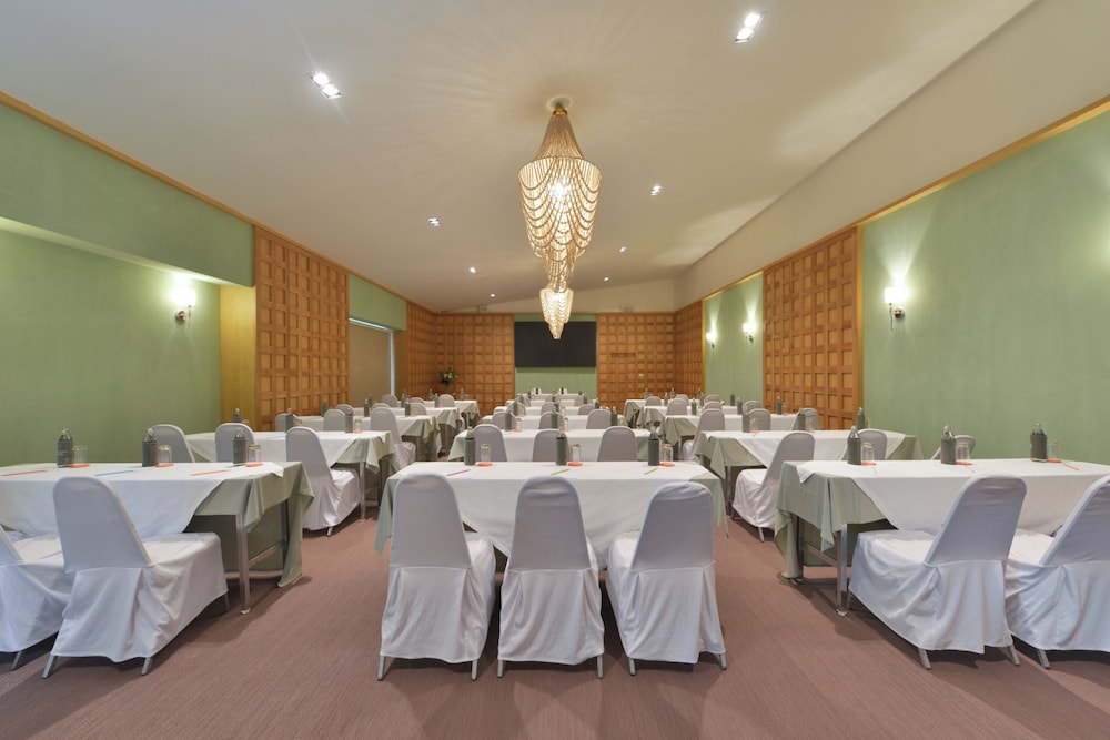 Anantasila Beach Resort Hua Hin 65/77