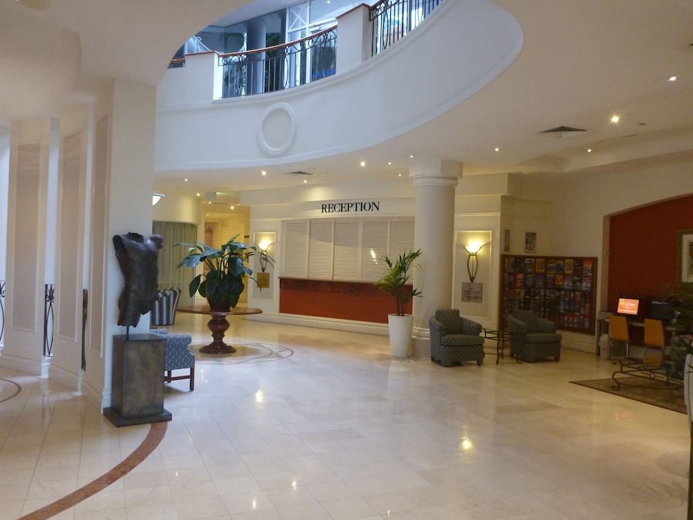 Broadbeach Holiday Apartments 12/50