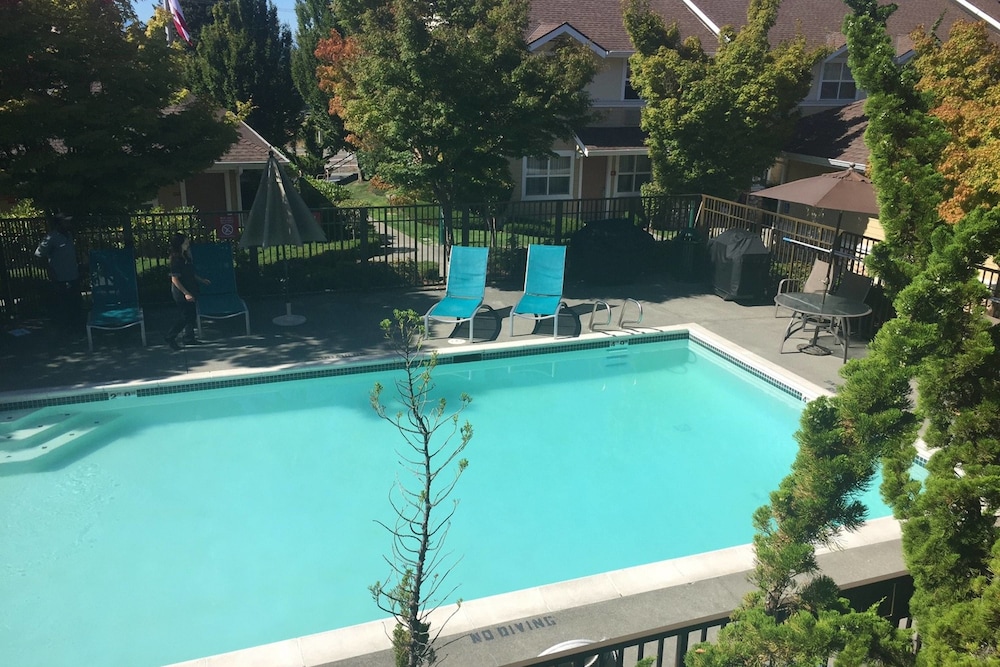Towneplace Suites By Marriott Seattle Everett Mukilteo 17/27