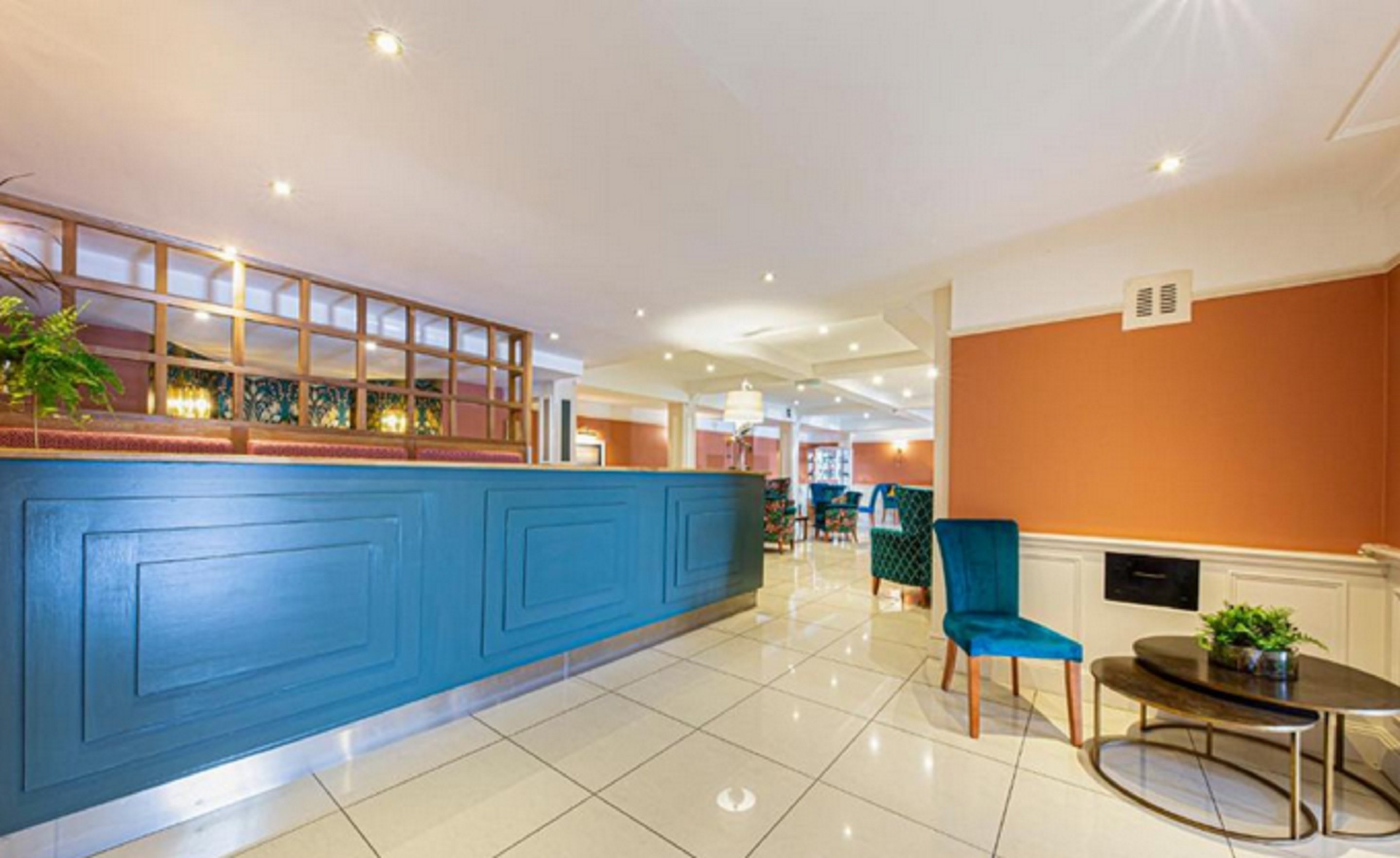 The Beaches Hotel 5/100
