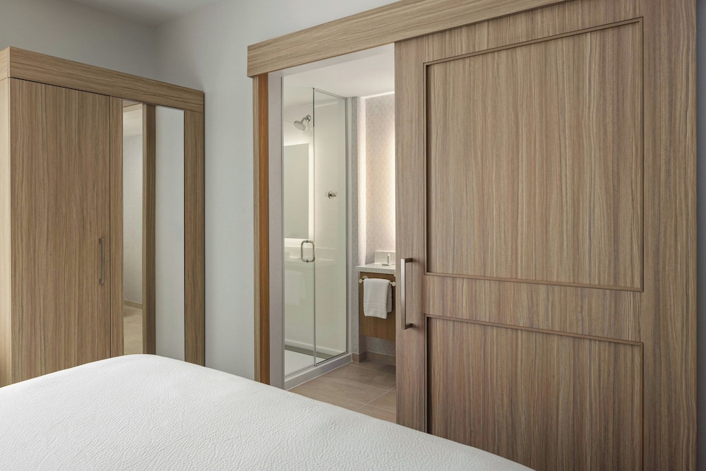 SpringHill Suites by Marriott Bettendorf 6/35
