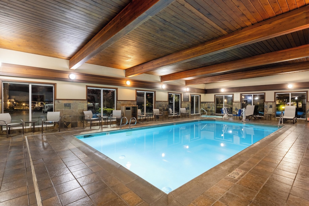 swimming pool spa