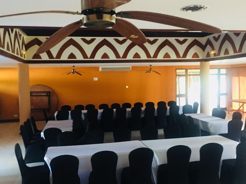 Hotel Tieti 32/50