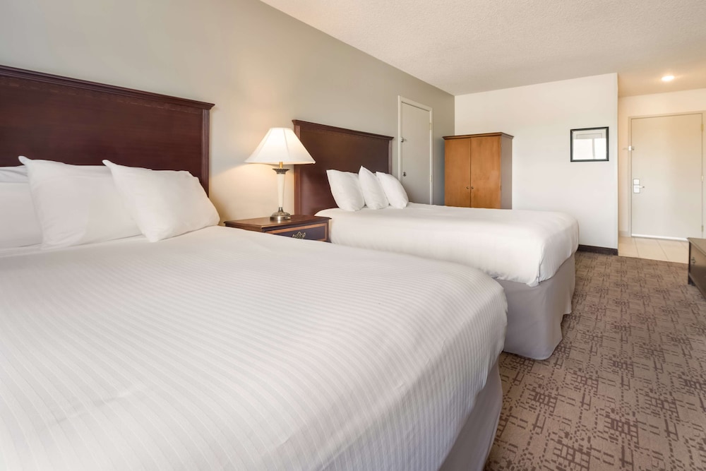 Surestay Hotel By Best Western Thomson 10/41