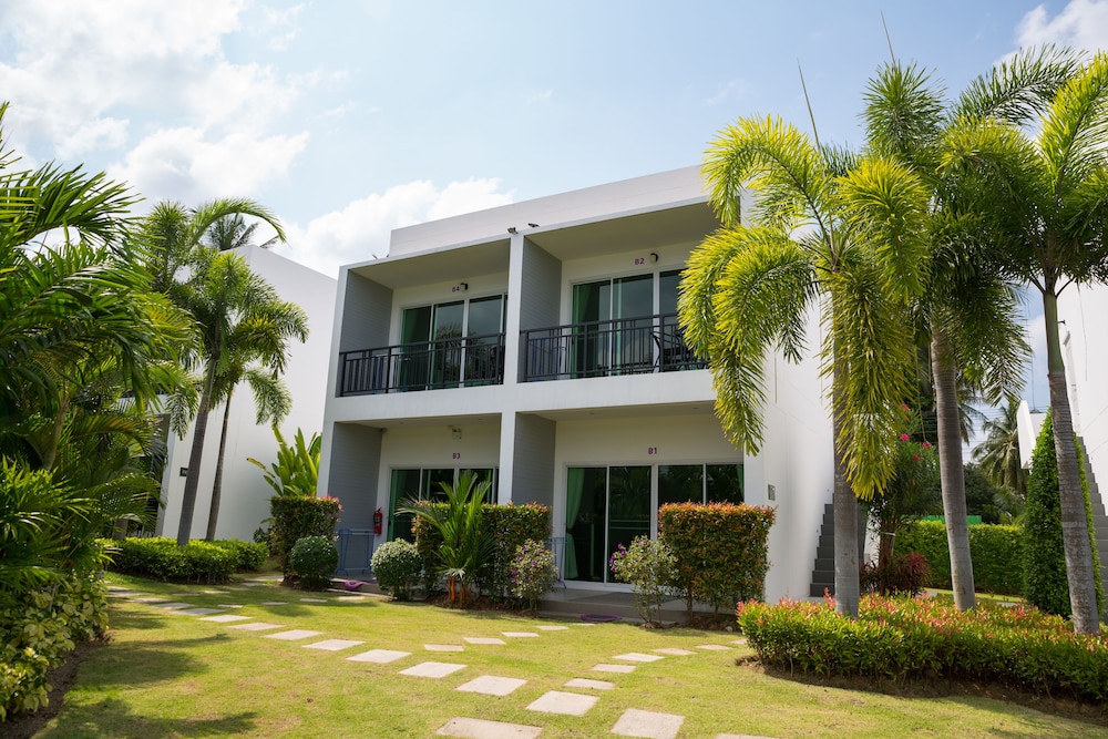 The Serenity Resort 5/70