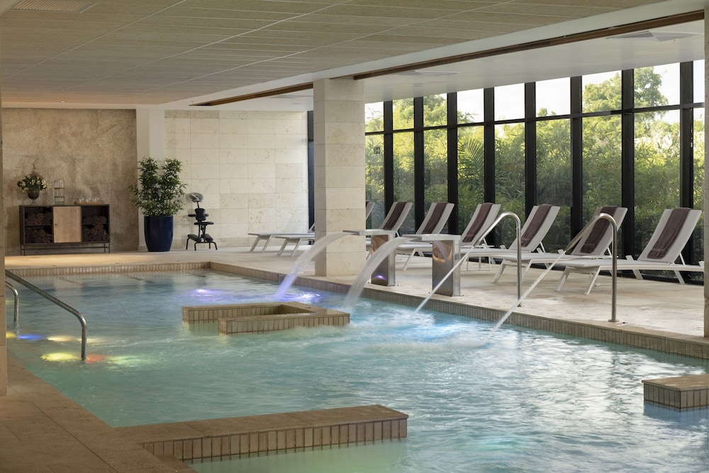 Serenade All Suites - Adults Only Resort 20/50