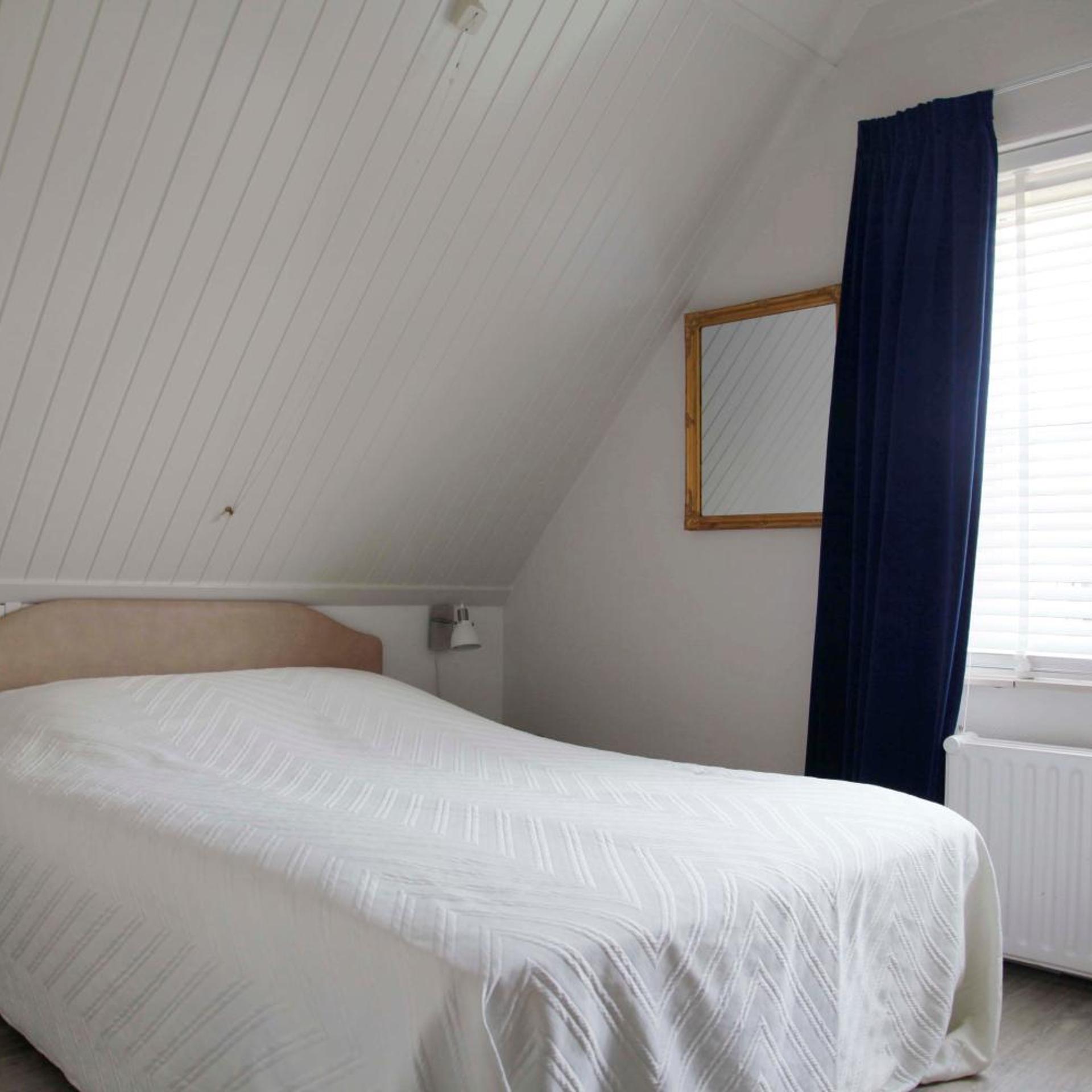 De Dames Van De Jonge Hotel 11/40