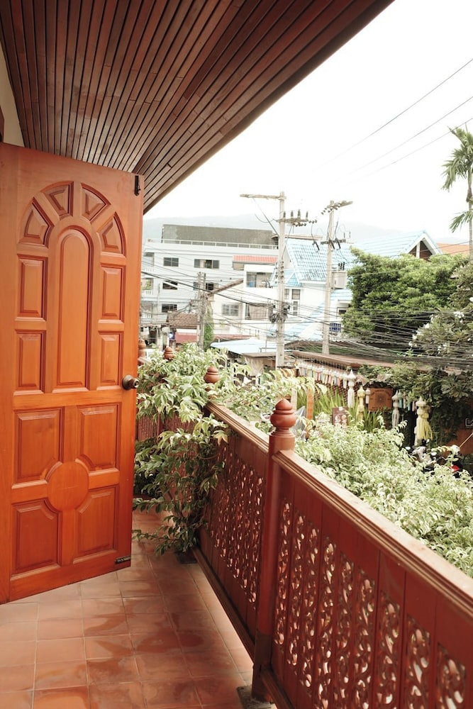 Tiptopthai House 32/50