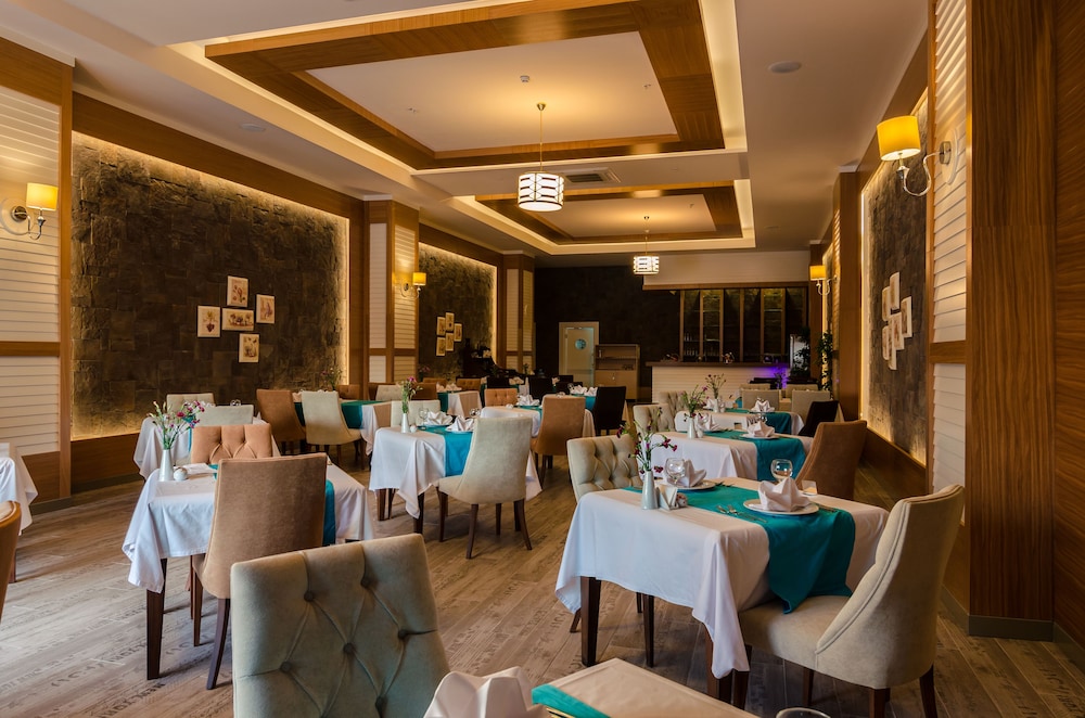 The Lumos Deluxe Resort Hotel and Spa 42/60