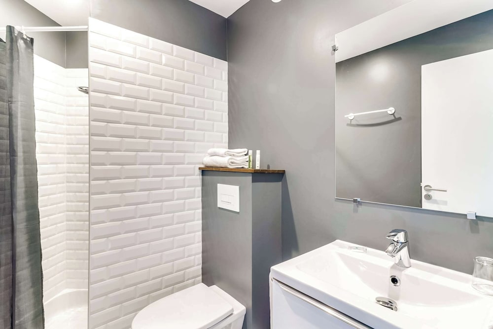 Brit Hotel Saint Nazaire Centre Gare 42/50