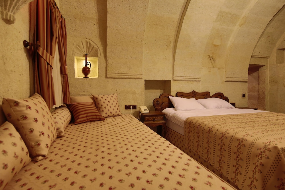 FAIRYLAND CAVE HOTEL 15/50