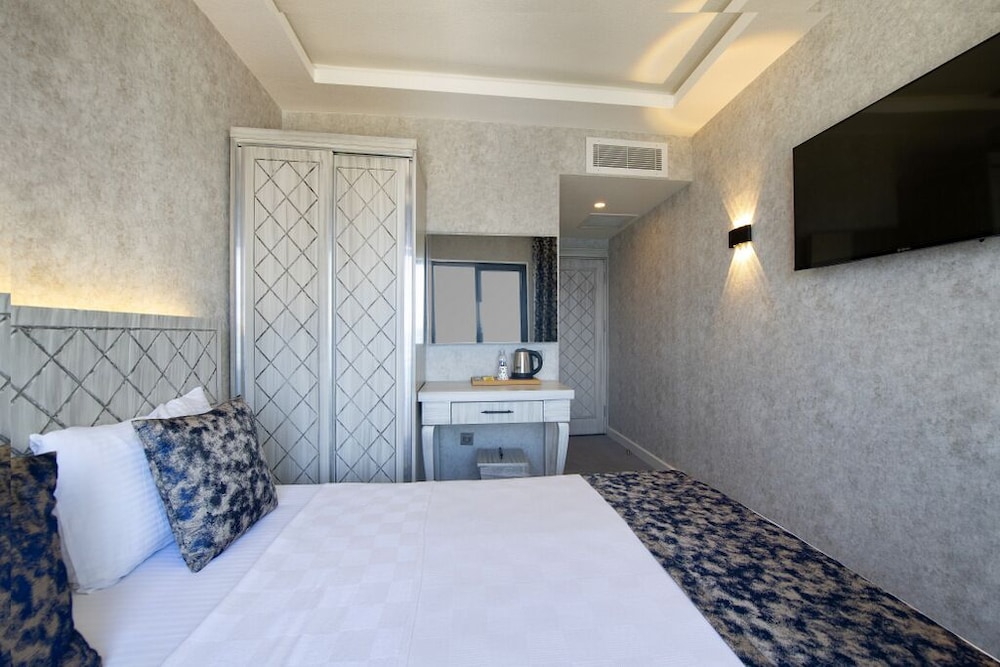 Platinum Otel & Restaurant 8/21