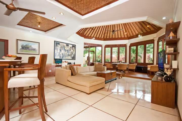 BALI JADE VILLAS 24/35