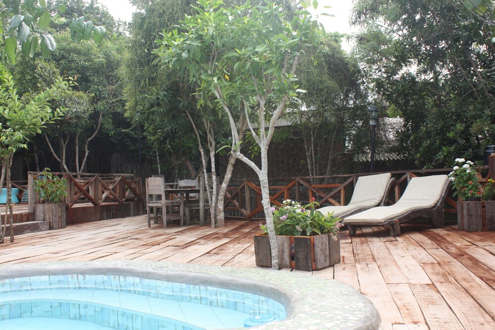 Bohol Bee Farm 66/75