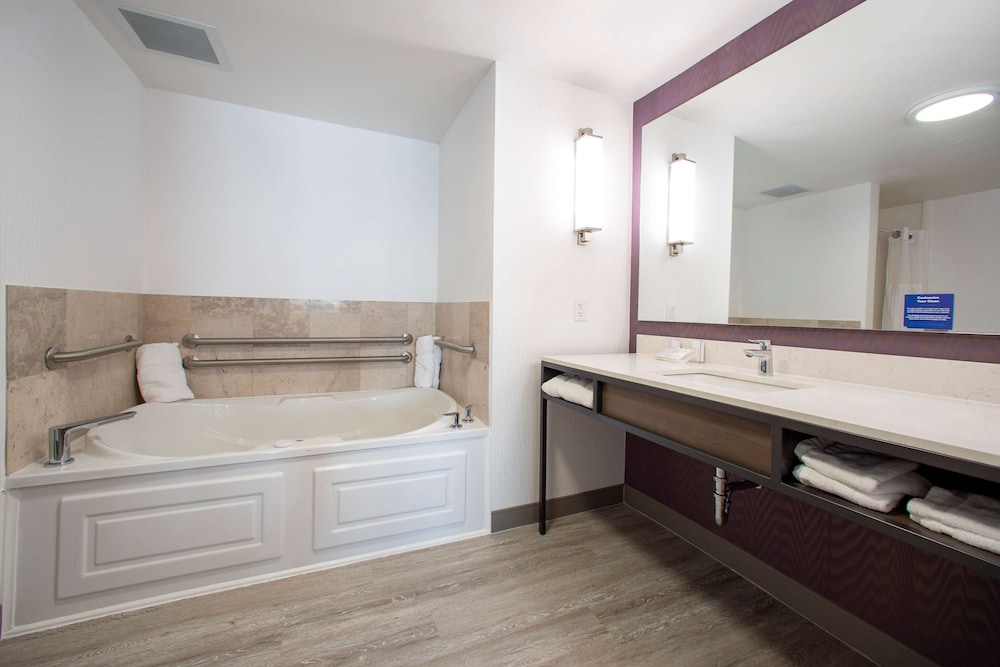 Hilton Garden Inn Rapid City 17/50