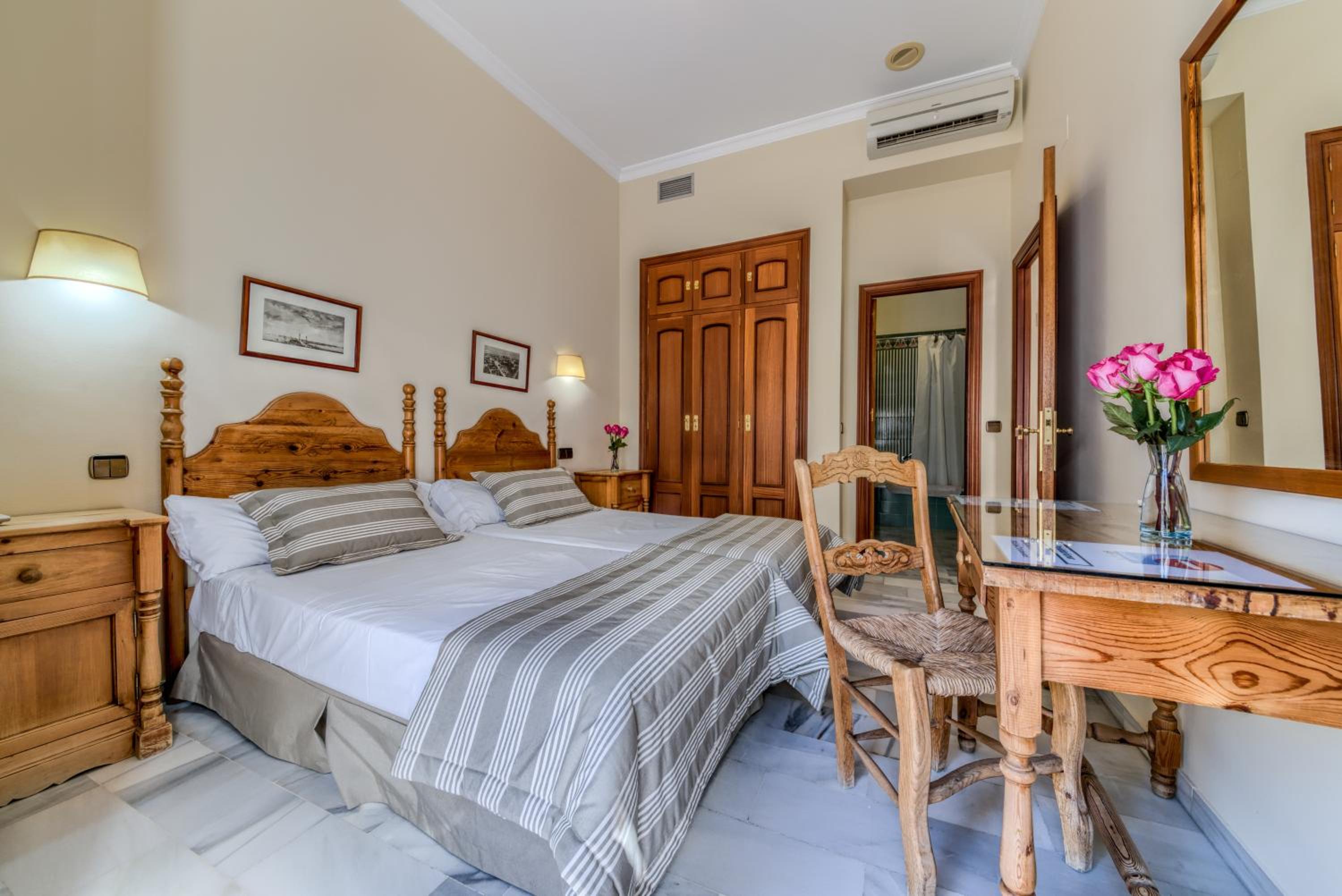 Hotel La Espanola 24/58