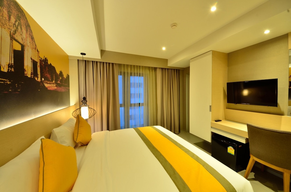 Bizotel Premier Hotel & Residence 12/41