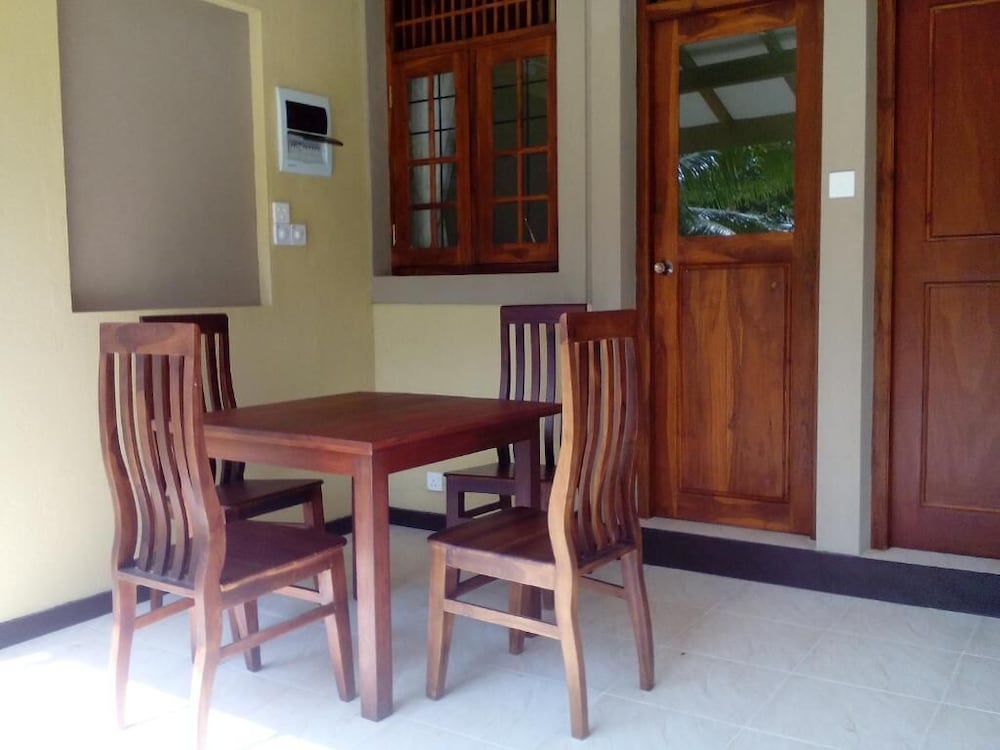 The Lake View Bungalow Yala 38/50