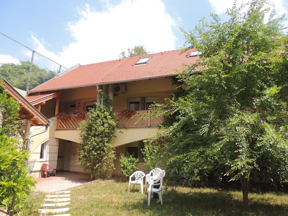 Makar Sport And Wellness 8/59