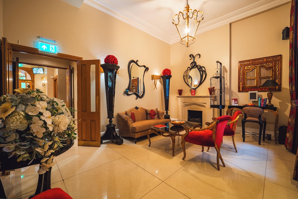 Twenty Nevern Square Hotel 28/49