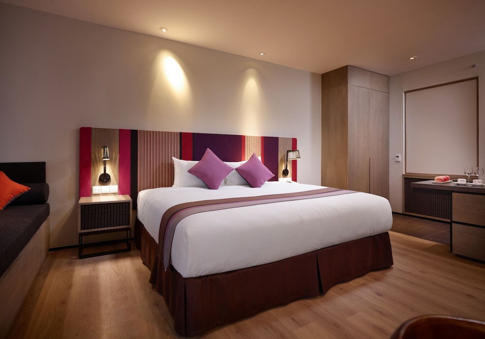 CLASSIC, DOUBLE OR TWIN BED