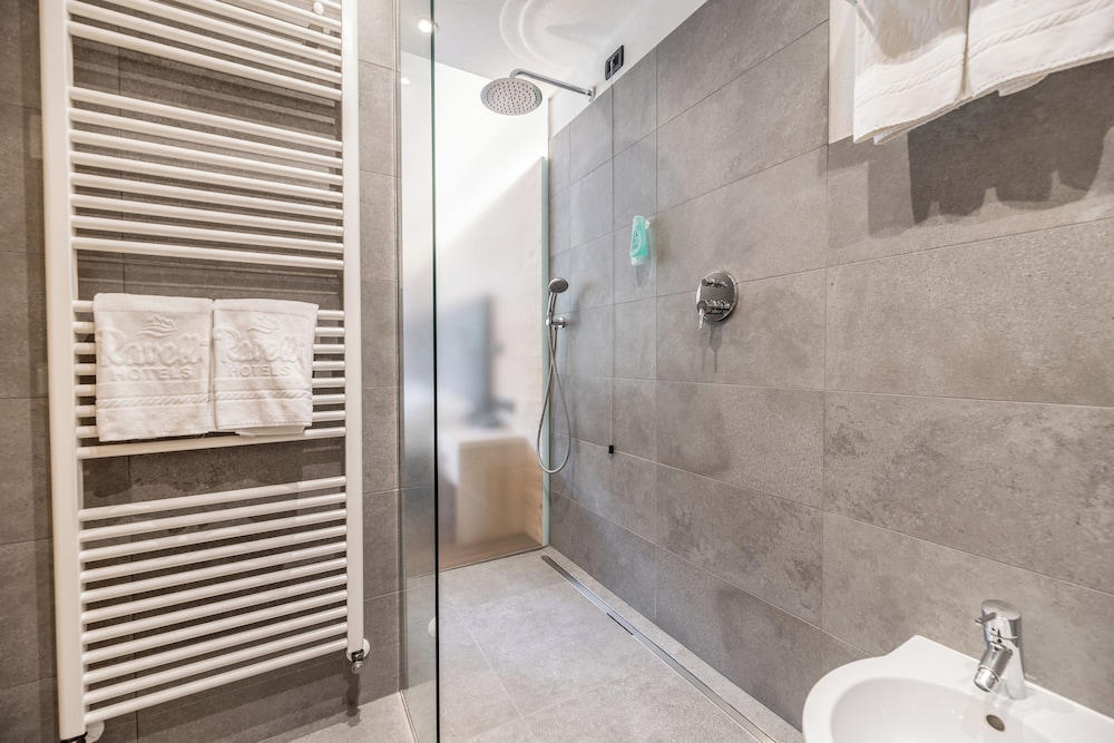 Hotel Sporting Ravelli 55/56
