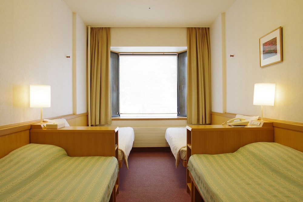 Manza Kogen Hotel 11/56