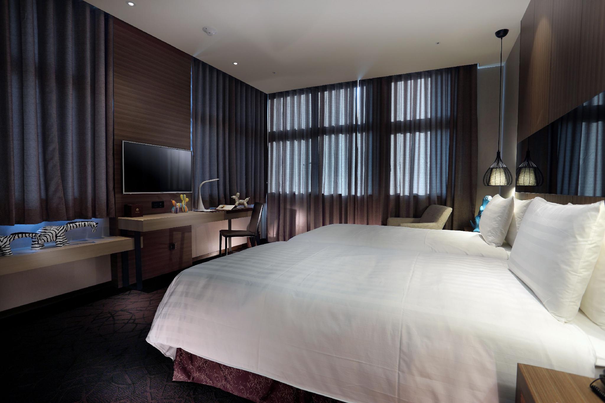 Condominium, Twin Beds