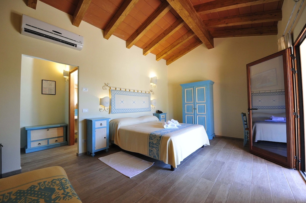 Hotel L Esagono 21/70