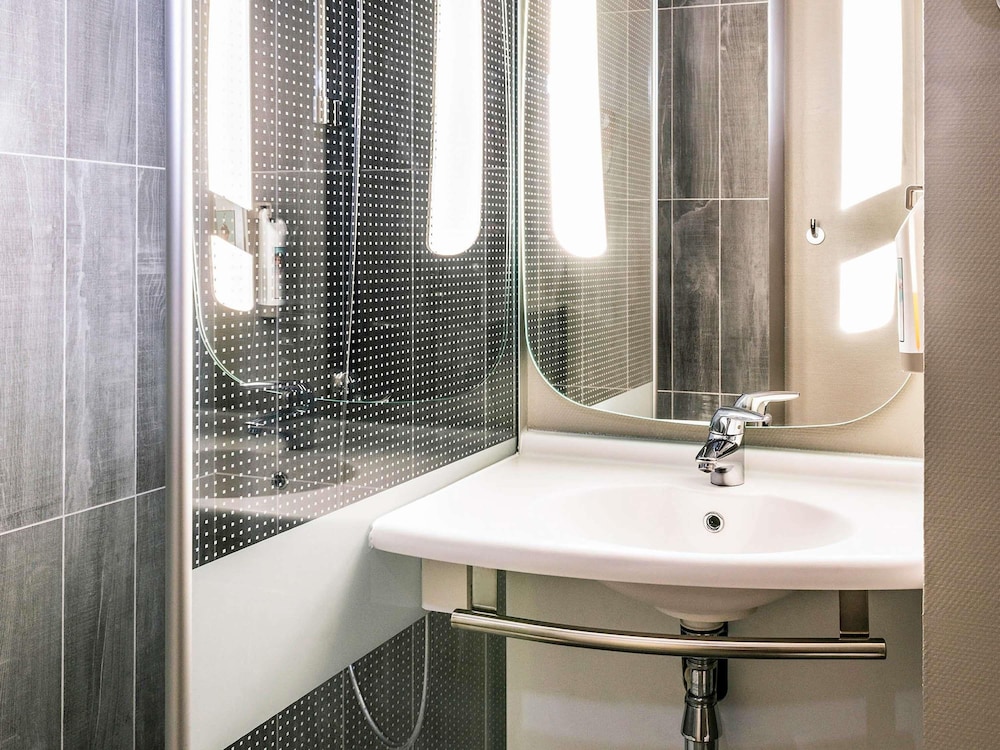 Ibis Bourg En Bresse 63/65