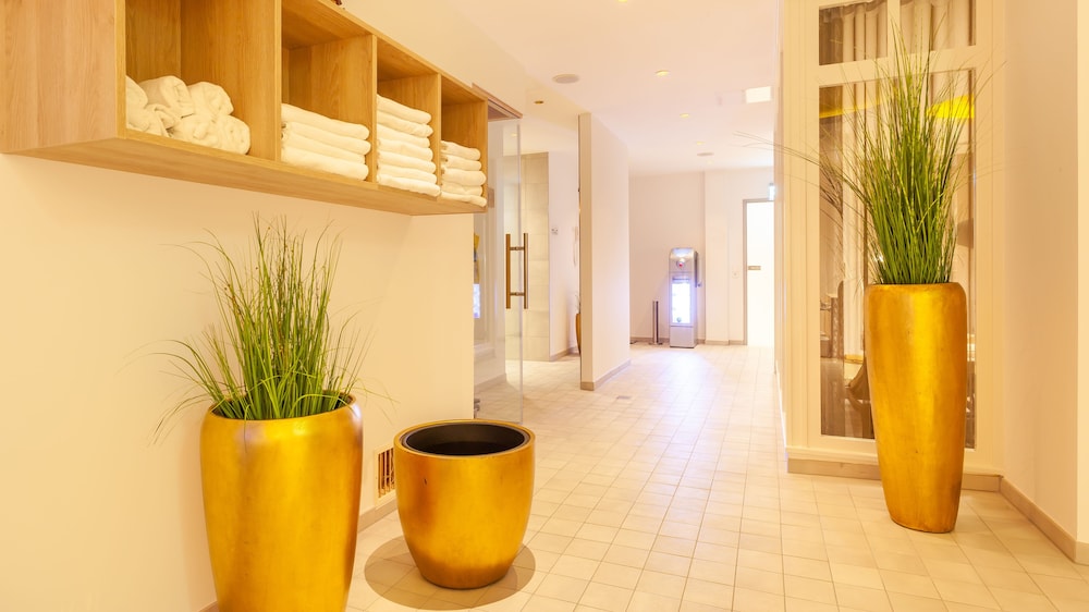 Hotel Bernstein 6/50