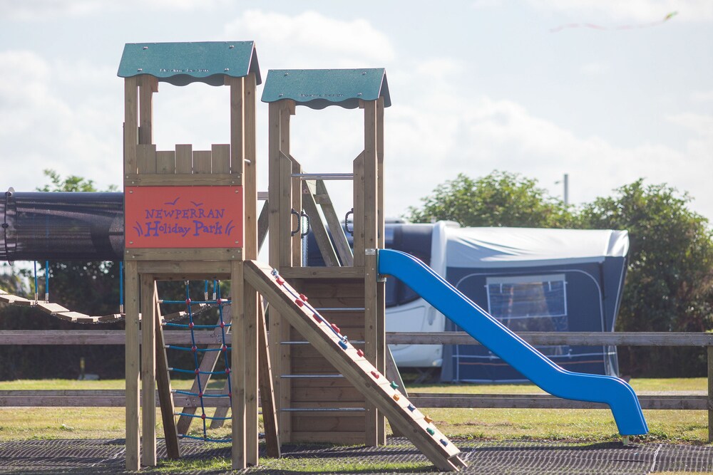 Newperran Holiday Park 25/50