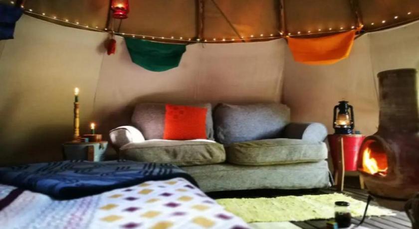 The Magical Teepee Experience 2/17