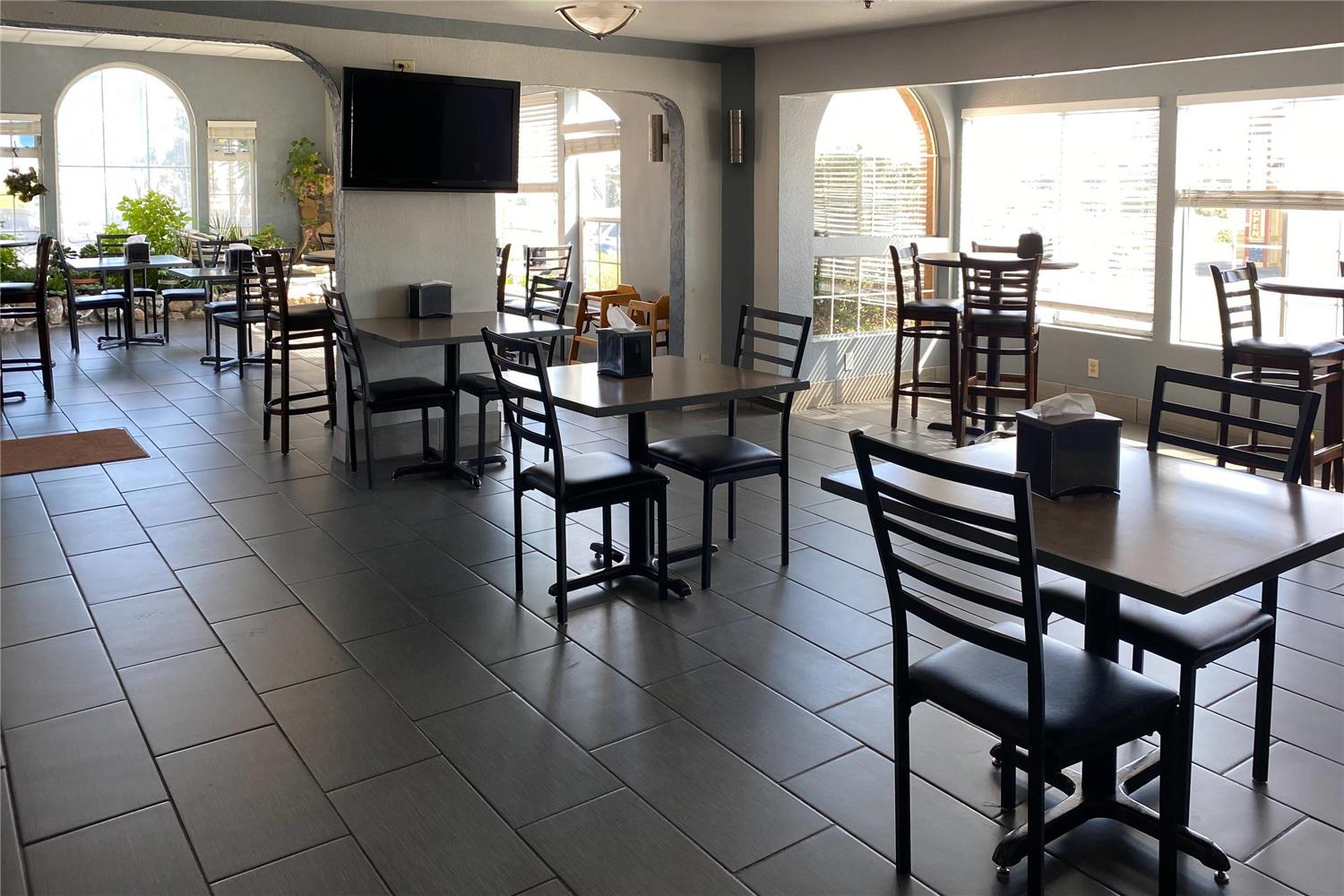 Clarion Hotel By Humboldt Bay 10/15