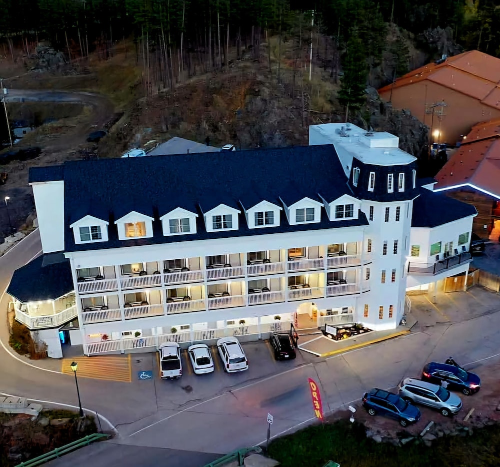 Roosevelt Inn Mount Rushmore 2/71