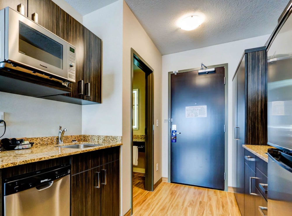 Best Western Plus Drayton Valley All Suites 19/41