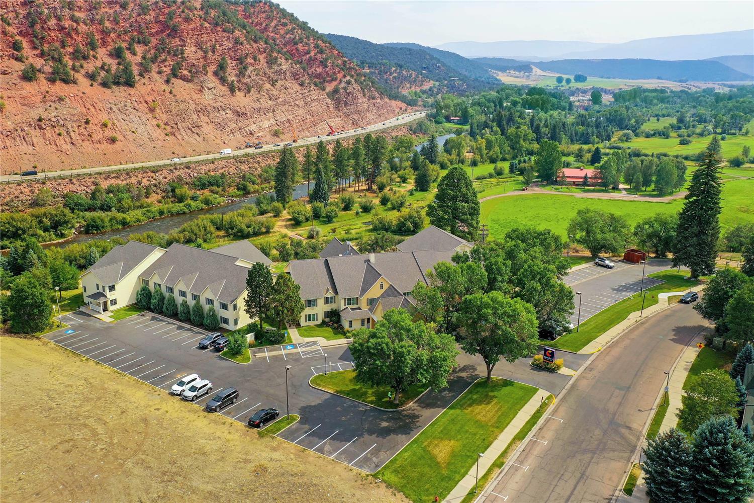 Comfort Inn & Suites Carbondale on the Roaring Fork 50/60