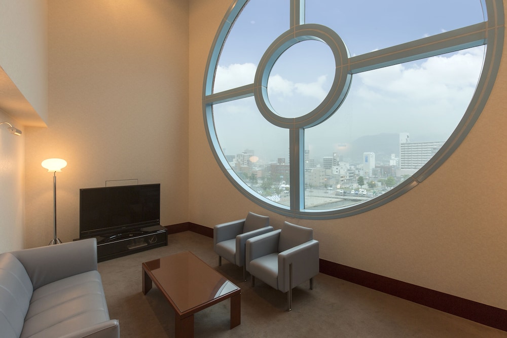 Premier Hotel Mojiko 44/71
