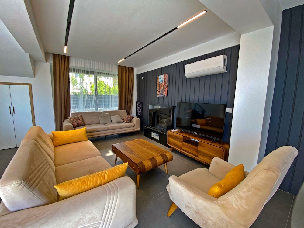Zehra Villas 30/50