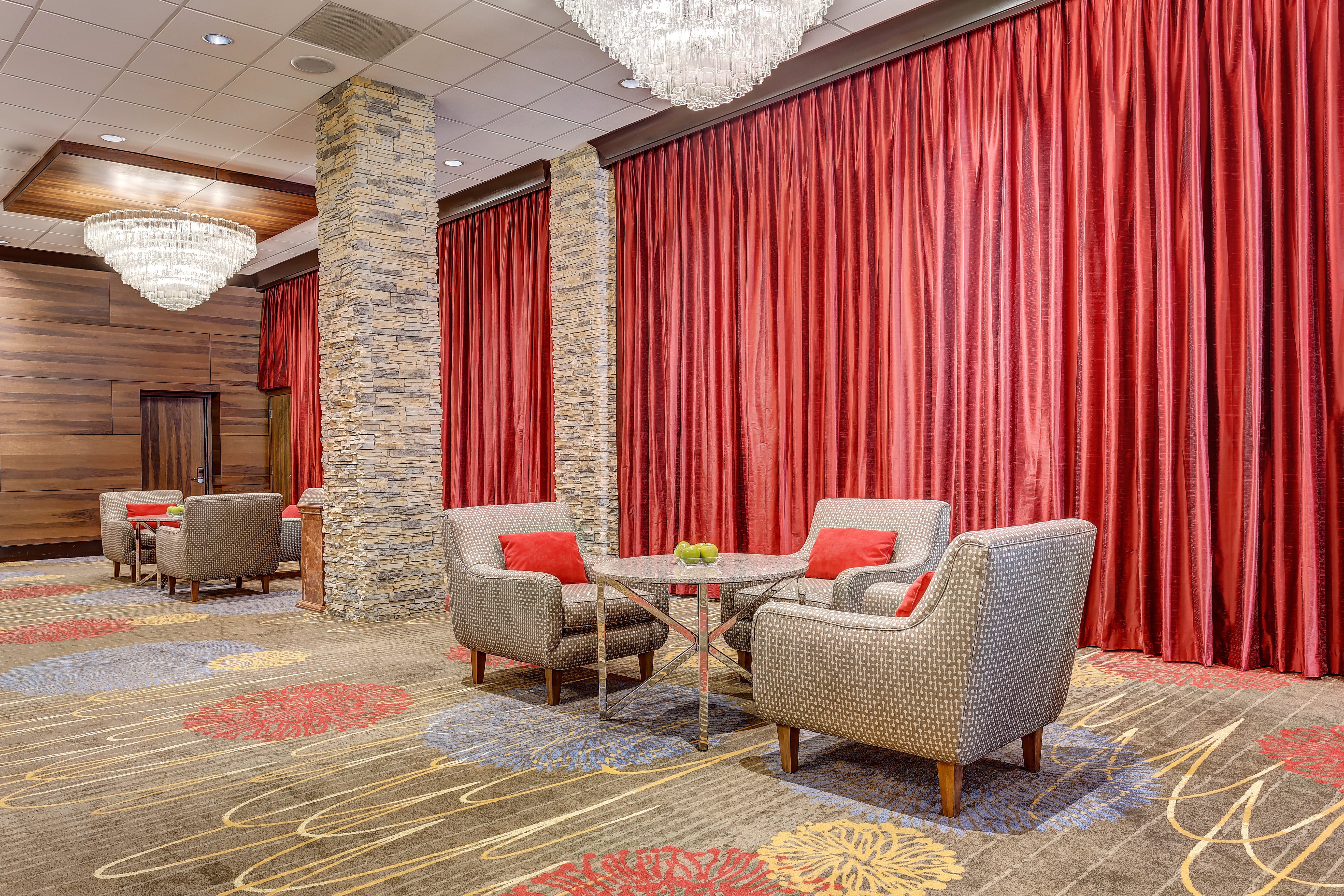 Crowne Plaza Foster City San Mateo 42/75