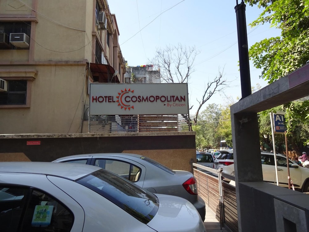 Hotel Cosmopolitan Ahmedabad 58/62