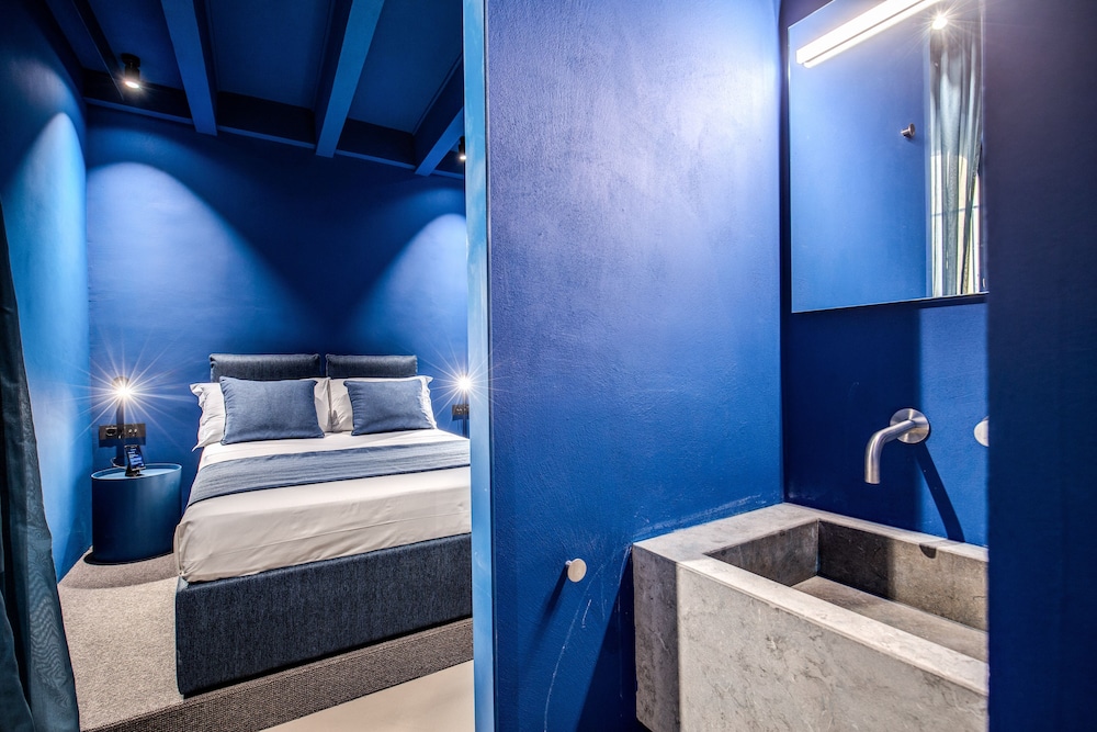 Elysium Suites Collection 28/40